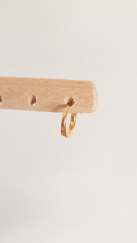 Basic goud extra smal oorbel 8mm