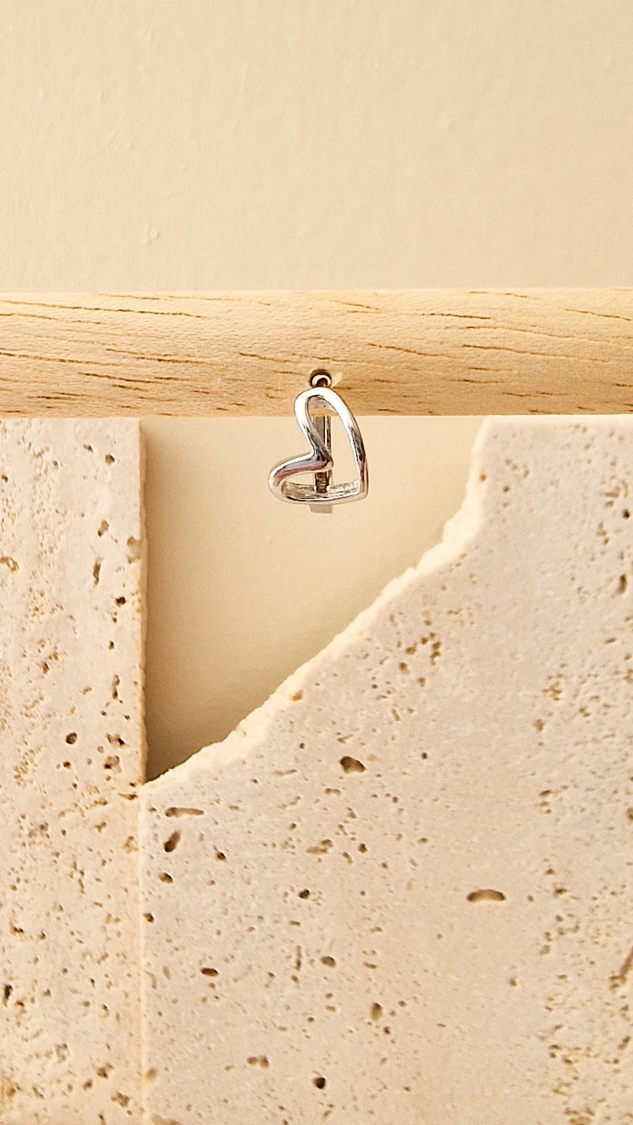 A deeper love oorbel ZILVER