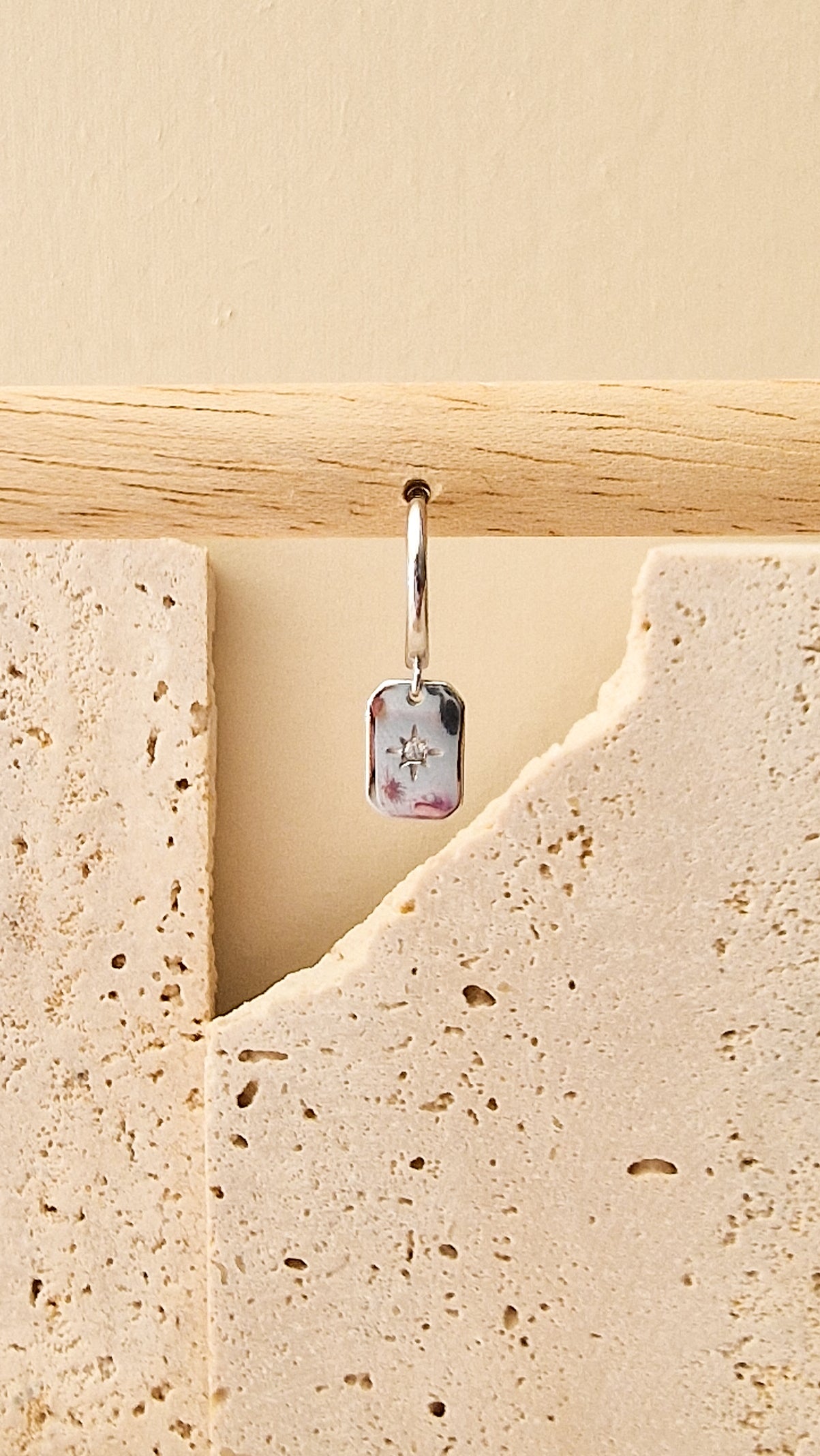 In the middle oorbel ZILVER