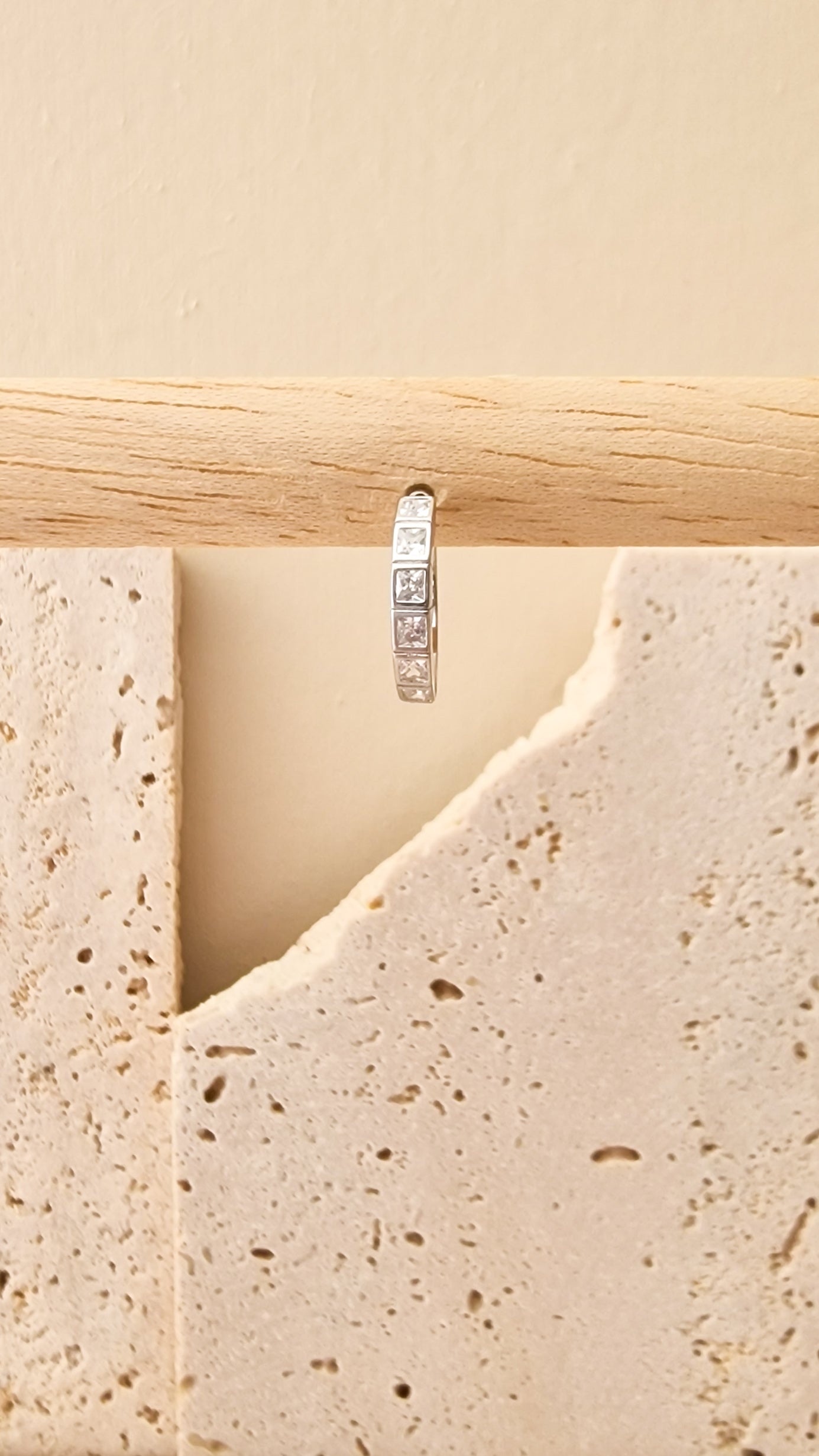 Straight away oorbel ZILVER