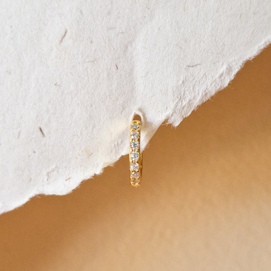 Basic shiny 7mm oorbel