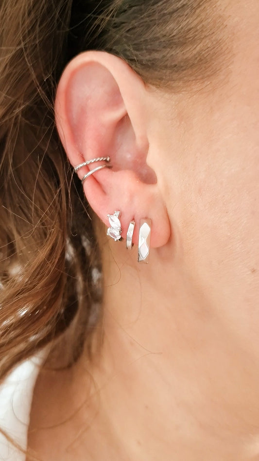 Twisted earcuff Zilver