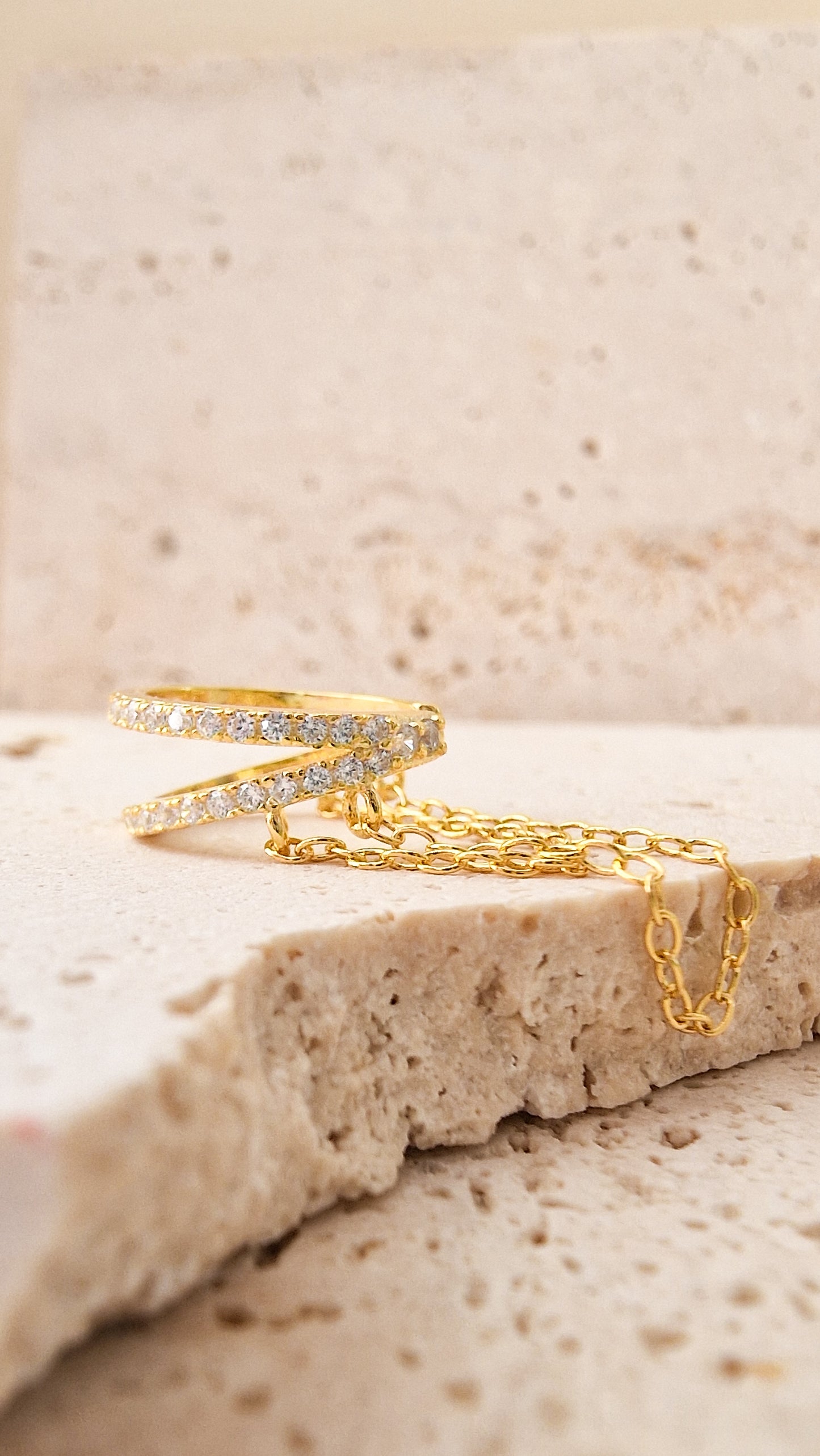 Chains earcuff
