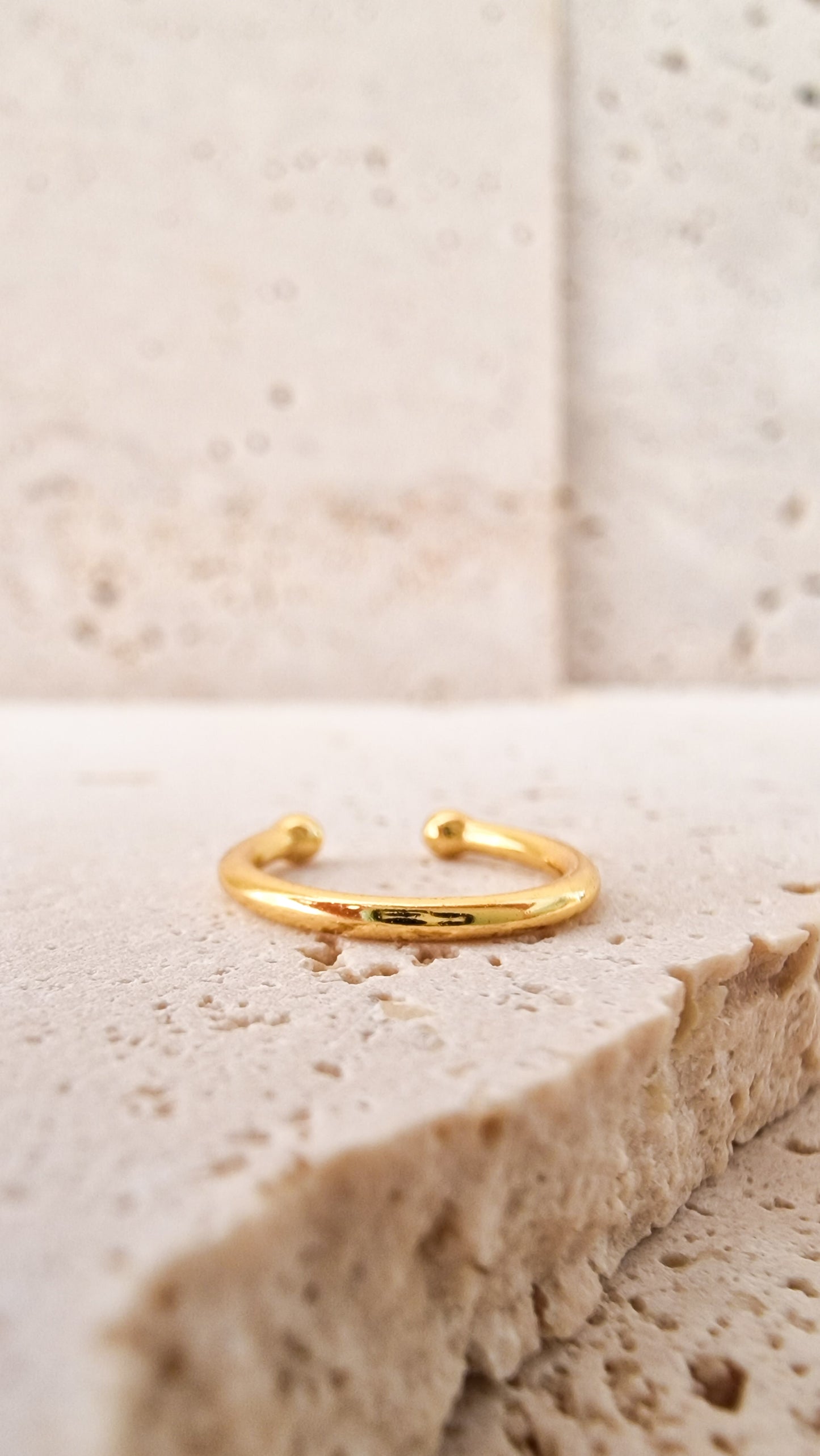 Single earcuff