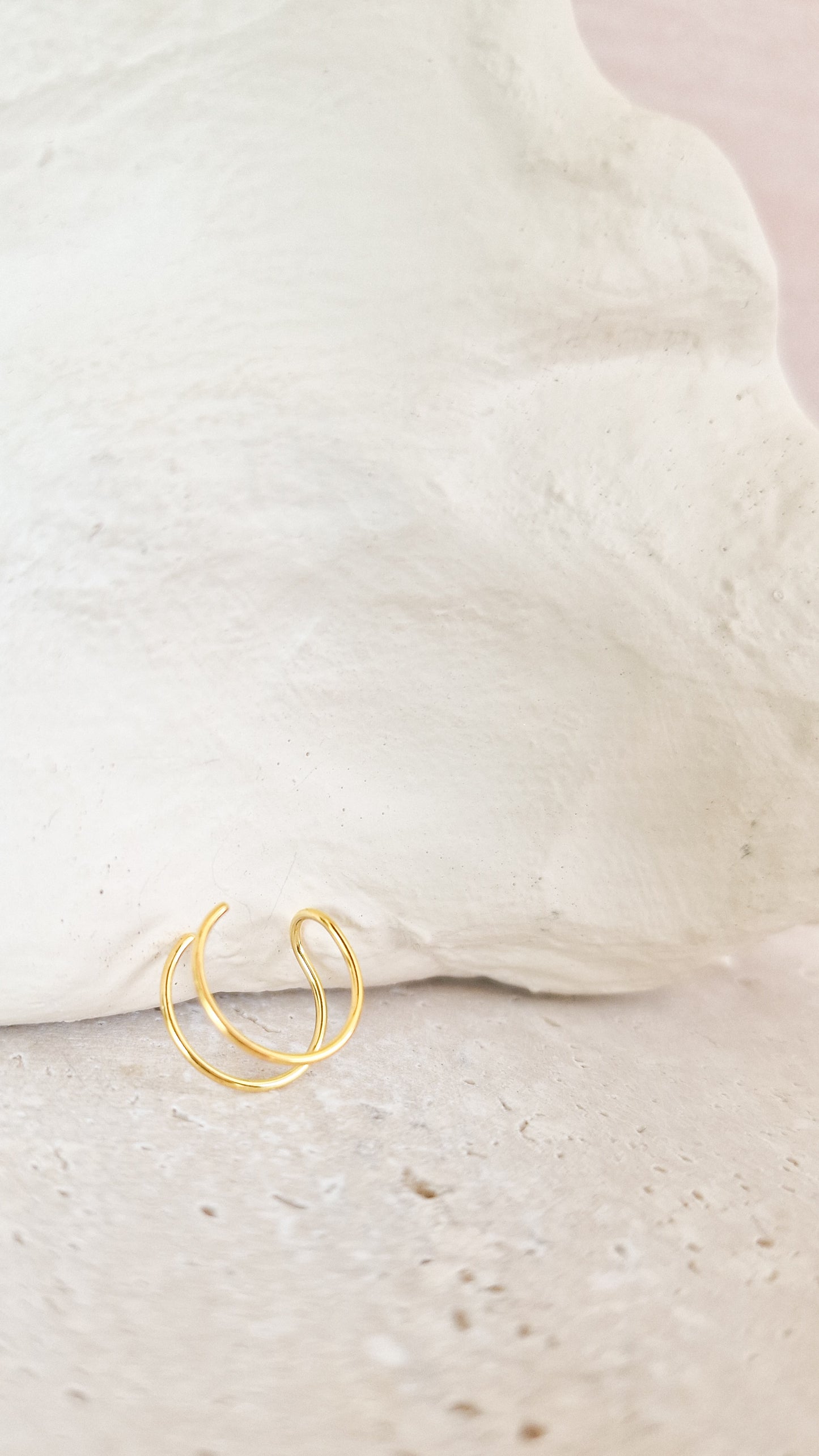 Double hug ear cuff