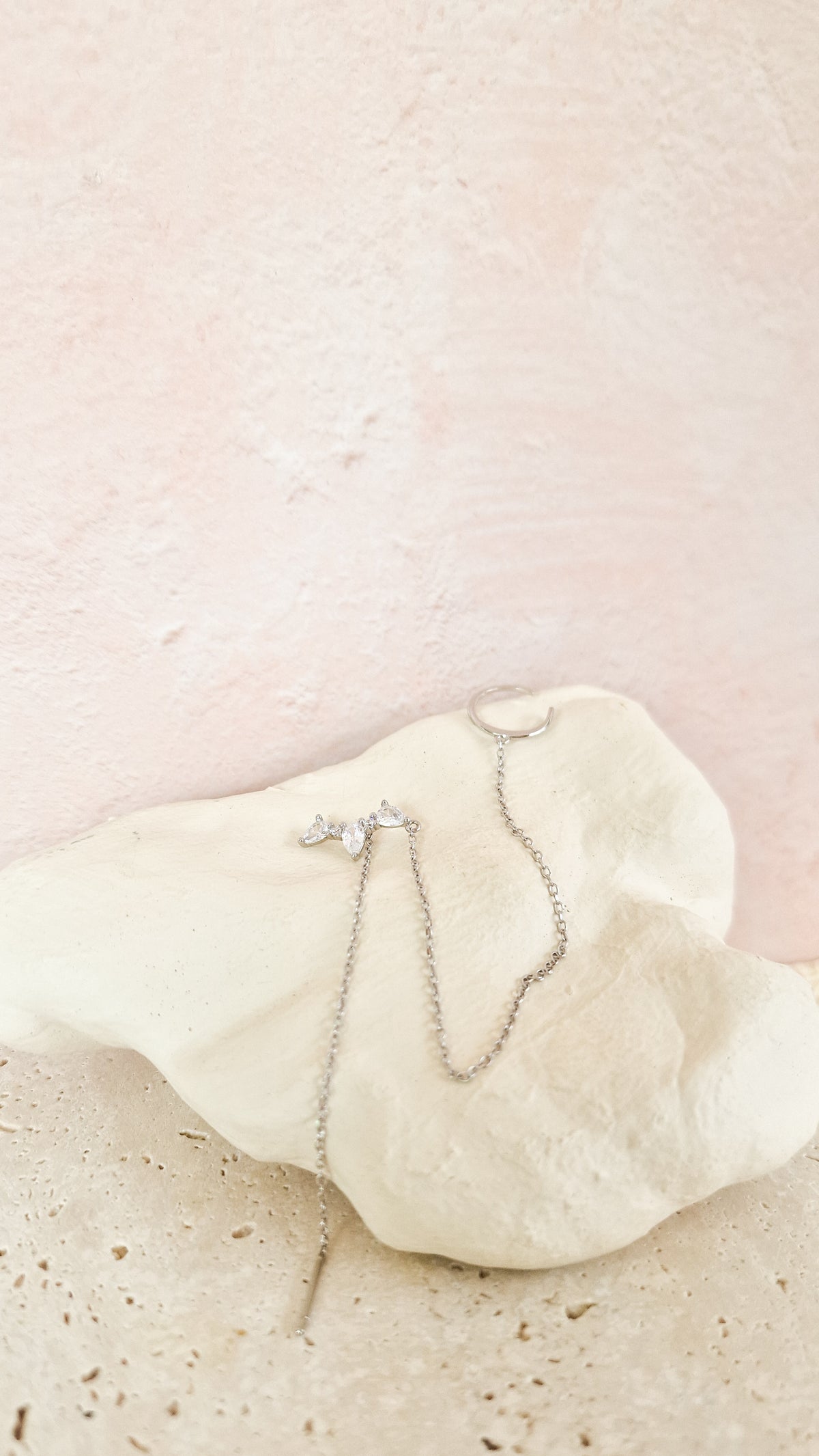 Here I am oorbel en ear cuff zilver